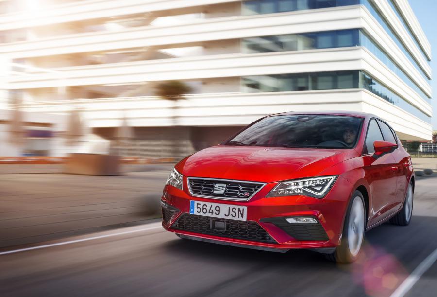  Seat Leon FR 2016 года  (WW) (фото 4 из 30)